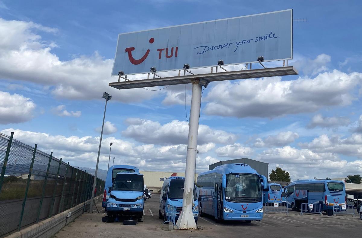 TUI